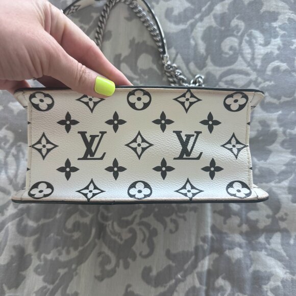 LOUIS VUITTON Vernis Epi Monogram Wynwood Black White and Vernis Card Case - Picture 6 of 15